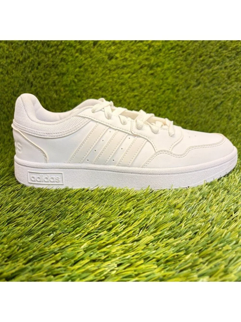 Adidas Hoops 3.0 Low Women Size 7.5 Triple White Athletic Leather Shoes Sneakers